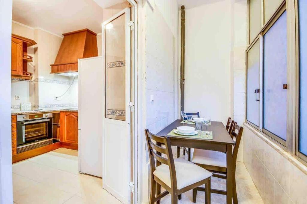 Best Room In Лиссабон Экстерьер фото